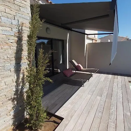 Villa Home Holiday A Cala Rossa Lecci Exterior photo