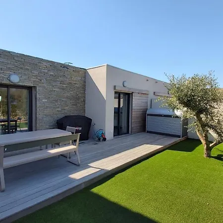 Villa Home Holiday A Cala Rossa Lecci Exterior photo
